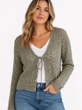 Doo Australia 100% cotton women's long sleeve button down knit sweater size M/L